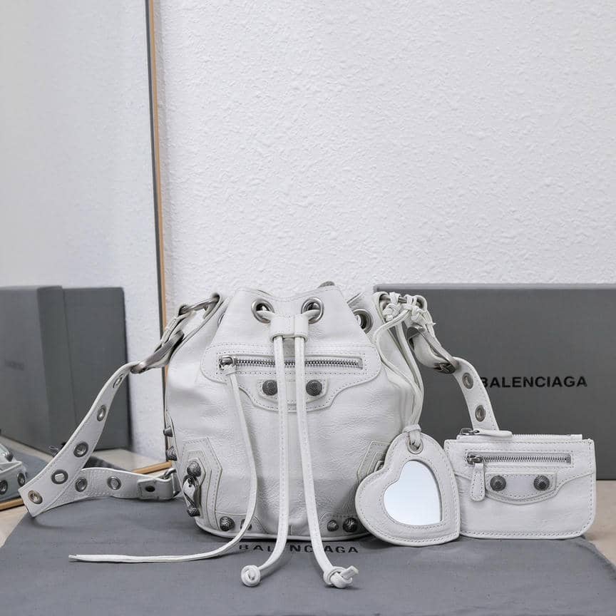 1 Bucket Bag-6